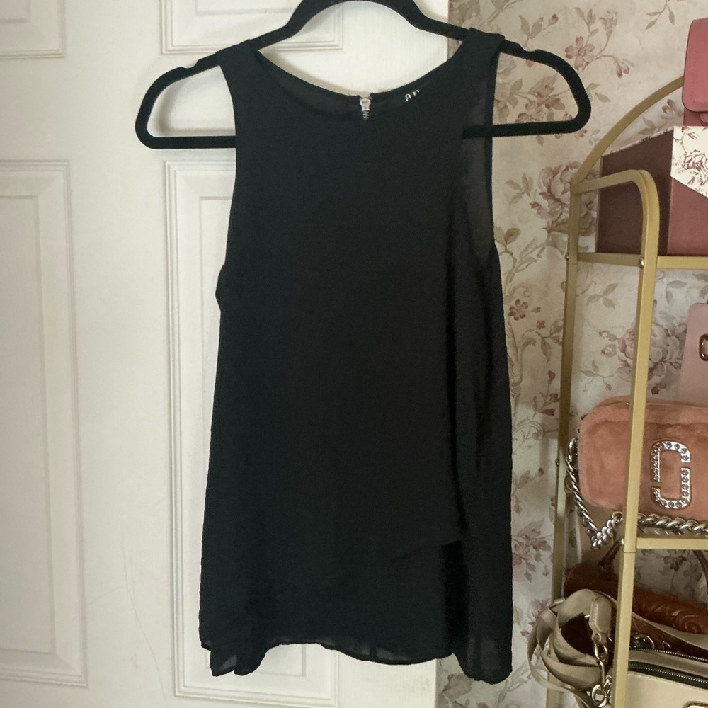 Elegant Black Sleeveless Top